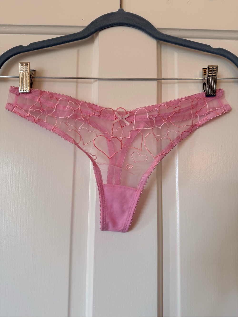 Skims Pink Sheer Heart-Embroidered Thong Panty